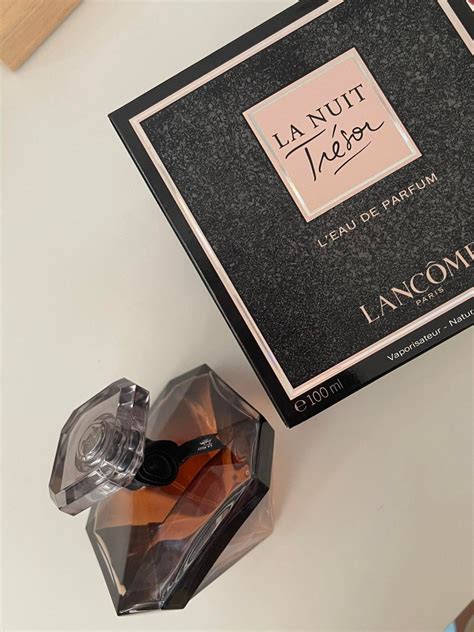 la nuit tresor discontinued.